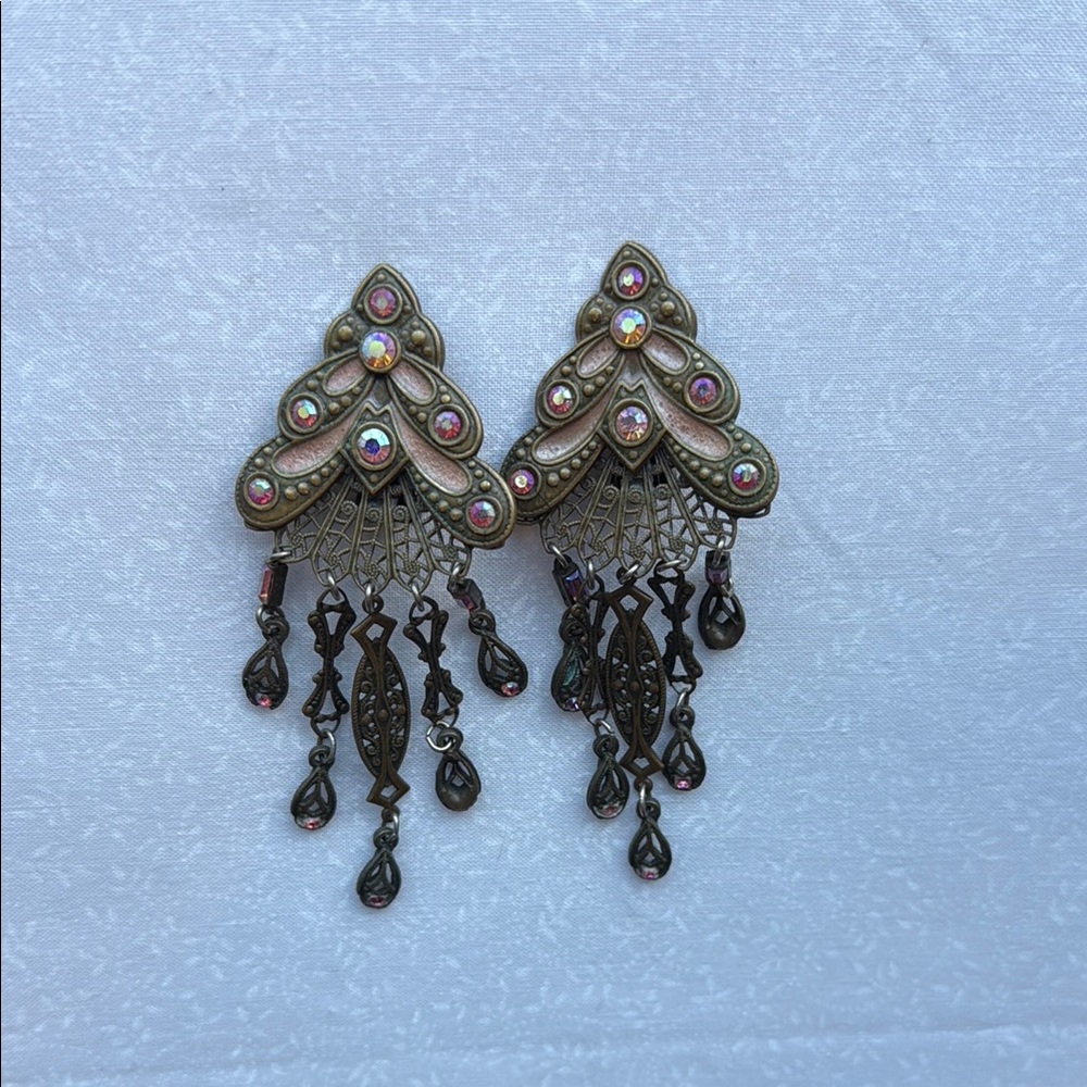 Vintage look Gold and‎ Silver Dangle Earrings